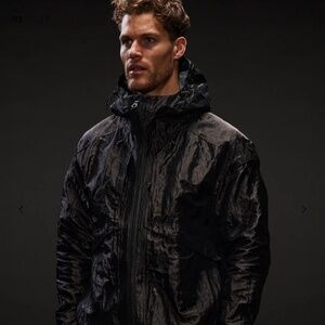 Vollebak Full Metal Jacket Black Edition